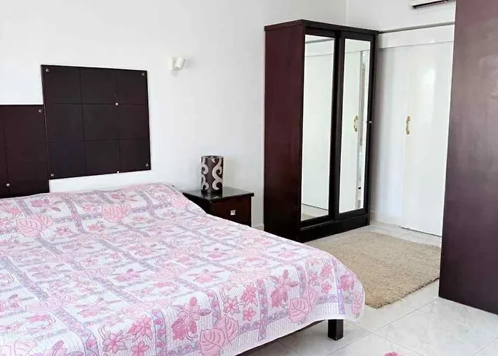 Spacious Sheikh Delta *