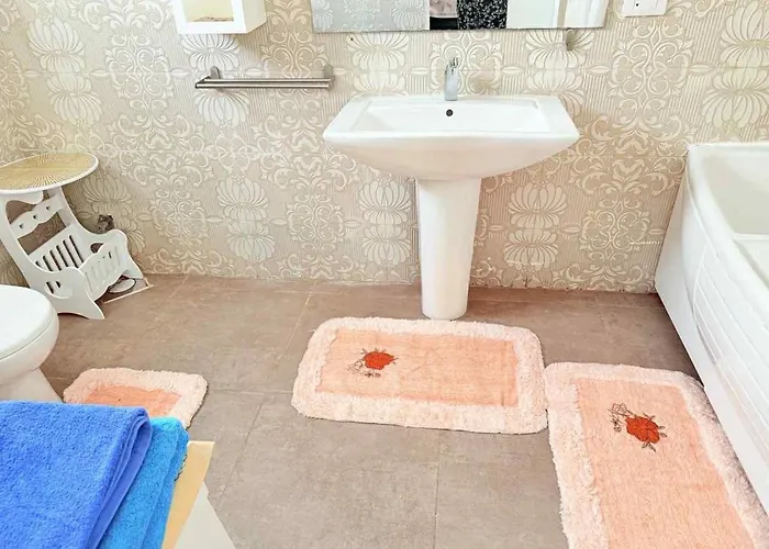 Spacious Sheikh Delta